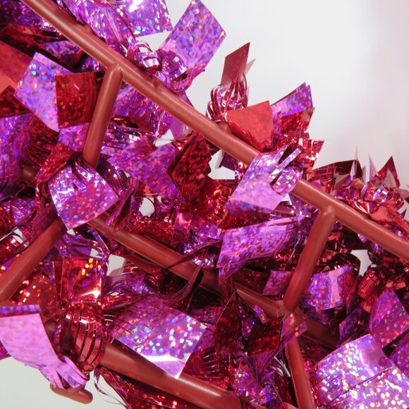 Valentine’s Day (2) Tinsel Wreath Set - Red Heart with Arrow & Pink/Red Heart - Picture 6 of 6